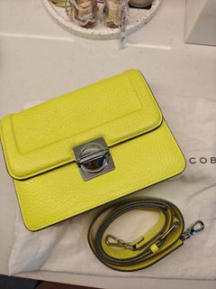(Category: ) located in . Submitted by peri_collections (Listing ID 1403424895, Image 1). Description: .