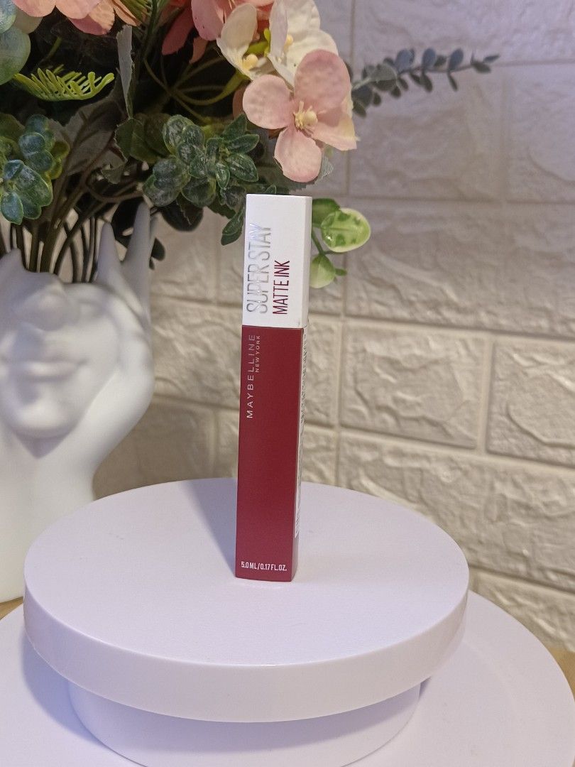 Maybelline Super Stay Matte Ink - Ruler 80 (Category: Makeup) located in Rodriguez. Submitted by applepink07 (Listing ID 1403370377, Image 1). Description: for free when you buy any Victoria Secret - Used Maybelline Super Stay Matte Ink - Ruler 80 - Matte finish lipstick - Volume: 5.0ml / 0.17 fl.oz - Expiry Date: May 2027 80% left.