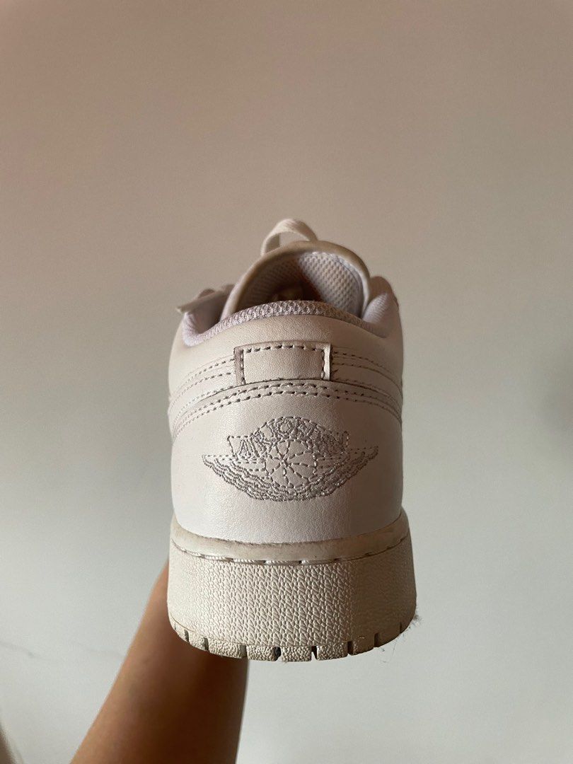 Nike Air Jordan 1 Low White (Category: Sneakers) located in Cebu City. Submitted by declutter101_ (Listing ID 1403311342, Image 3). Description: KIDS SIZE 7y Slighty used Minimal discoloration.