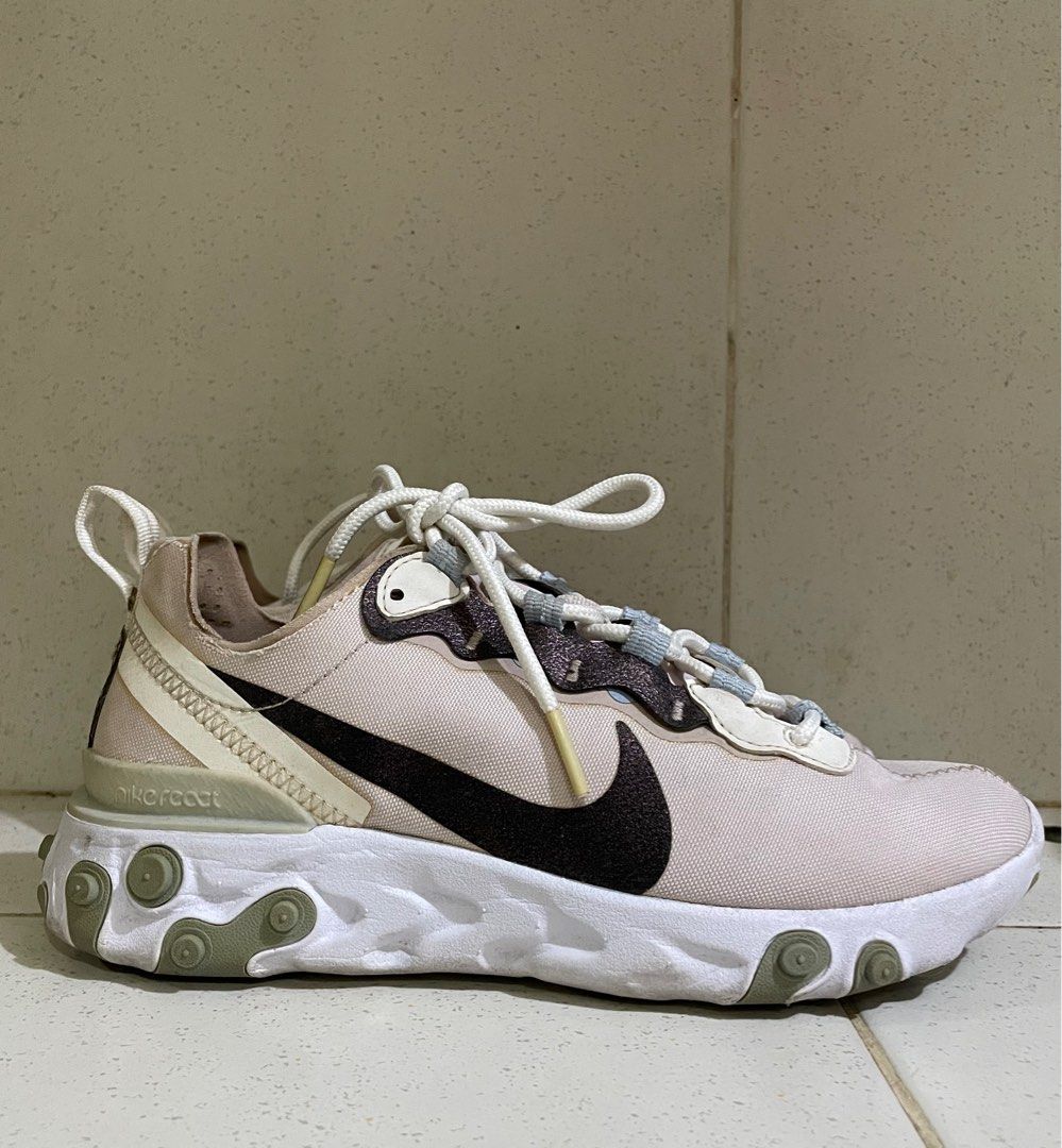 Nike React Element 55 Women's Sneakers (Category: Sneakers) located in Quezon City. Submitted by leiii1 (Listing ID 1403404690, Image 1). Description: Selling! Nike React Element 55 - size 5.5w - slightly used Rfs: ‘di na nagagamit. Natambak na lang. QC loc.
