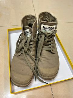 （分類：）位於 。 由 898lamkh 提交（商品編號 1403338827，圖片 1）。簡介： 。