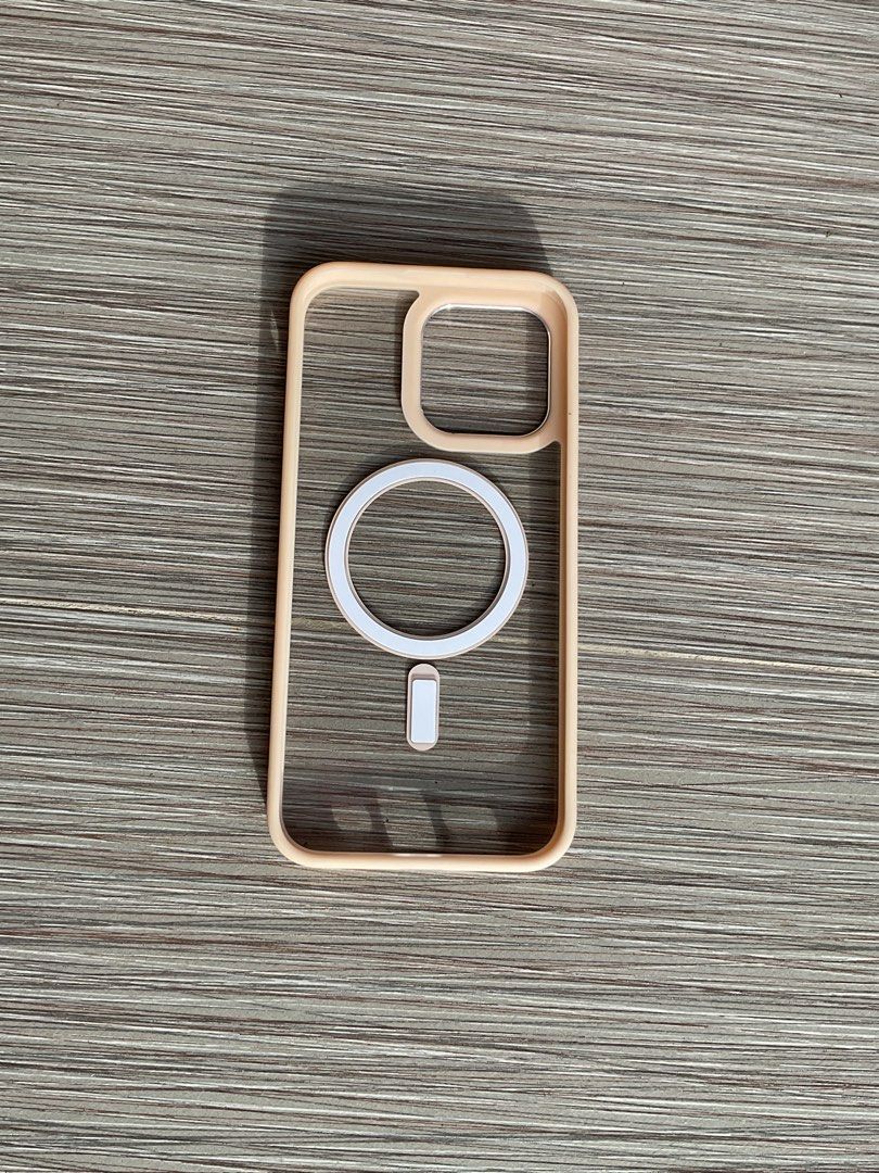 Plain iPhone 15 Pro Max Case (Category: Cases & Sleeves) located in Batangas. Submitted by dae.clutter (Listing ID 1403378274, Image 2). Description: mint condition.