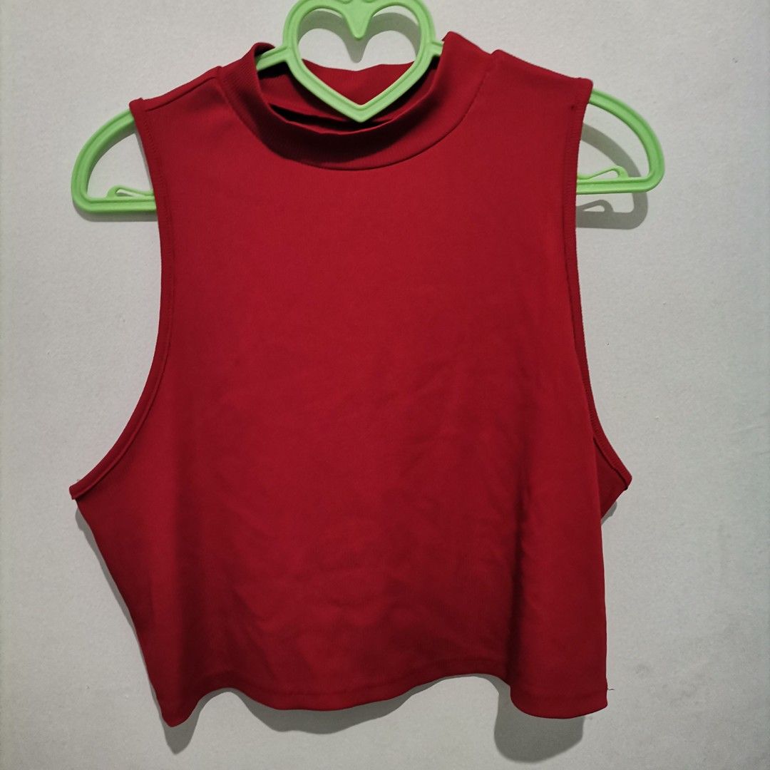 Plus size crop top (Category: Sleeveless) located in Caloocan City. Submitted by fpyf193 (Listing ID 1403422538, Image 1). Description: for sale plus size crop top red fit up to 3xl stretchable.