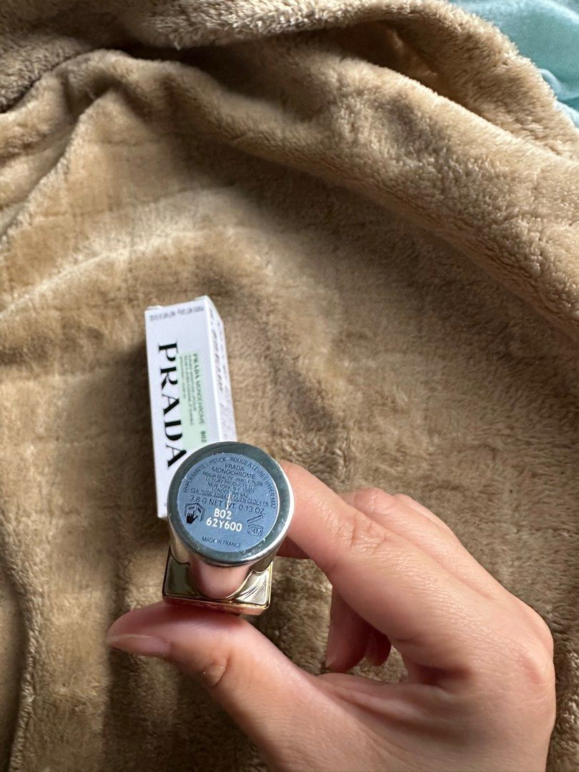 Prada Monochrome Lipstick 802 (Category: Makeup) located in Muntinlupa City. Submitted by pushpop02 (Listing ID 1403319790, Image 3). Description: Swatched. .