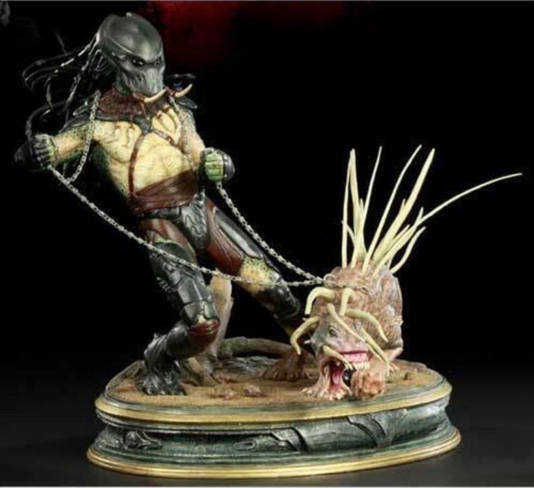 Predator The Tracker Maquette (Category: Figurines & Statues) located in Quezon City. Submitted by shophottoys (Listing ID 1403348263, Image 2). Description: PREDATORS: ULTRA LOW EDITION TRACKER PREDATOR MAQUETTE BY SIDESHOW IN 2011 BIB Drop offers willing to negotiate.