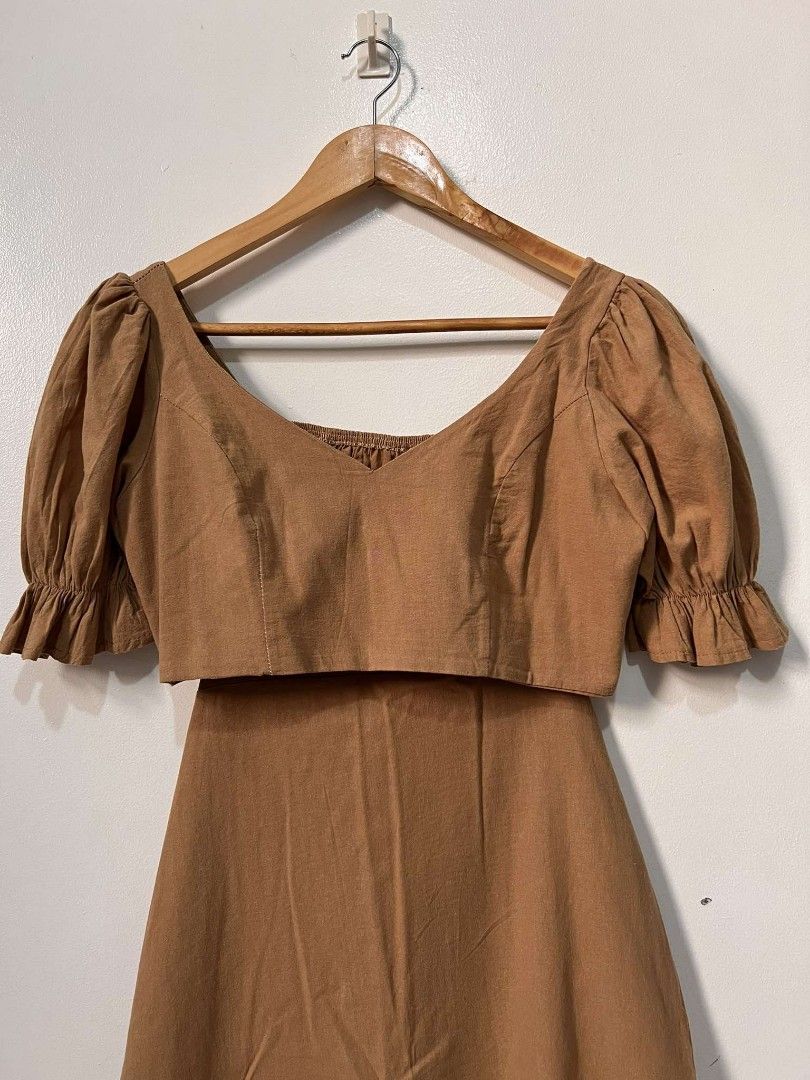 Puff sleeves & Skirt coords (Category: Dresses) located in Trece Martires City. Submitted by somecallitswagger (Listing ID 1403290225, Image 3). Description: Puff sleeves crop top & Peplum Midi skirt Coords. used once only! bought this php.700 in Penthouse Robinsons manila. S-M Bust: "15 inches Waist: "13 inches.