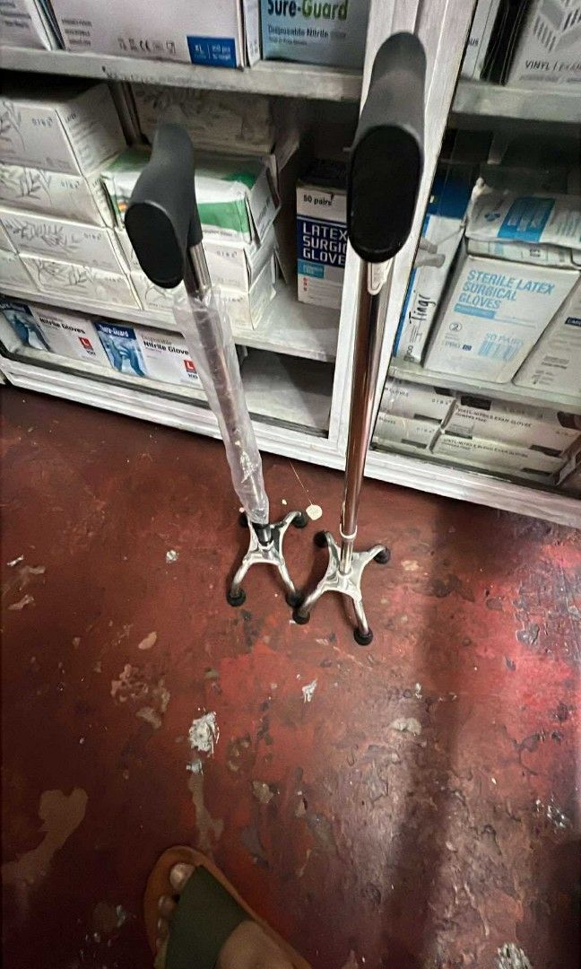 Quadcane brandnew (Category: Medical Supplies & Tools) located in Manila. Submitted by atarah1225 (Listing ID 1403296149, Image 1). Description: .