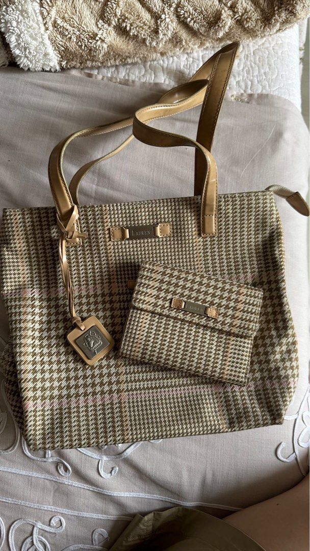 Ralph Lauren (Category: Luxury Bags & Wallets) located in Pasig City. Submitted by editedfinds.ph (Listing ID 1403262938, Image 1). Description: Bag and wallet.