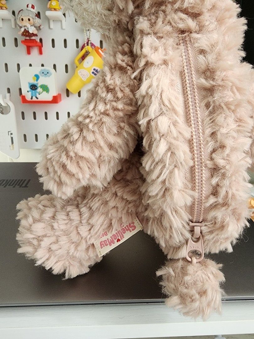 ShellieMay Plush Toy (Category: Plushies & Soft Toys) located in Pasig City. Submitted by mommydiscovers (Listing ID 1403288337, Image 3). Description: - Adorable ShellieMay plush toy - Soft and fluffy exterior - Convenient zipper closure - Light brown color - Ideal for collectors or gifts.