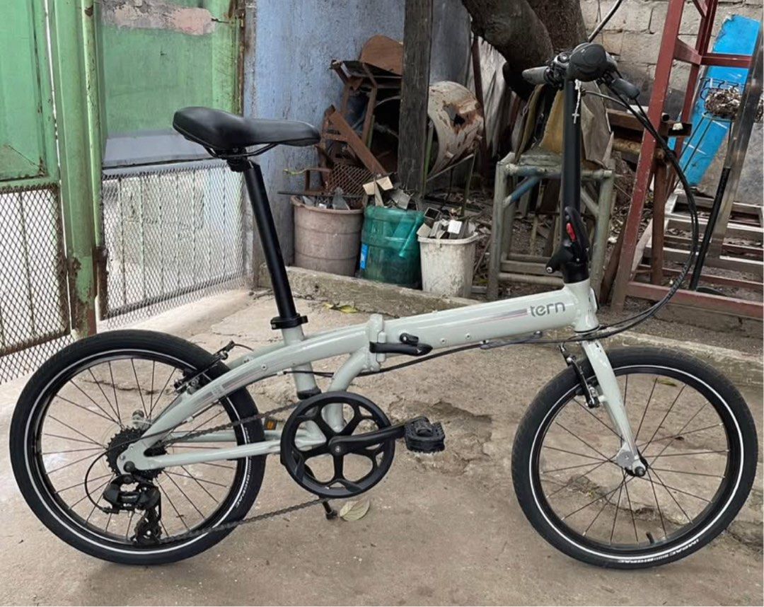 TERN LINK C8 (FOR SALE!) (Category: Bicycles) located in Makati City. Submitted by chrismanuel1024 (Listing ID 1403326824, Image 2). Description: TERN LINK C8 8 SPEED.