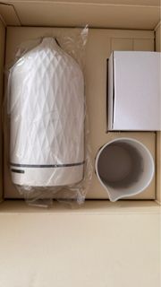 （分類：）位於 。 由 elle.kg 提交（商品編號 1403261545，圖片 1）。簡介： 。