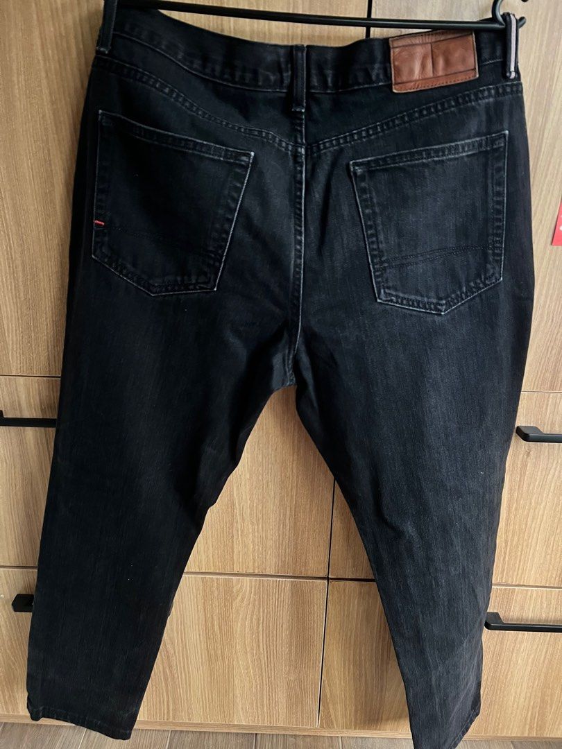 Tommy Hilfiger Black Straight Jeans (Category: Jeans) located in Manila. Submitted by jandp_ph (Listing ID 1403244827, Image 3). Description: - Men’s Tommy Hilfiger jeans - Classic black color - Straight leg cut - Size: 34x30 - Negotiable .