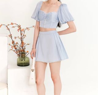 (Category: ) located in . Submitted by BeautyBloom.sg (Listing ID 1403294117, Image 1). Description: .