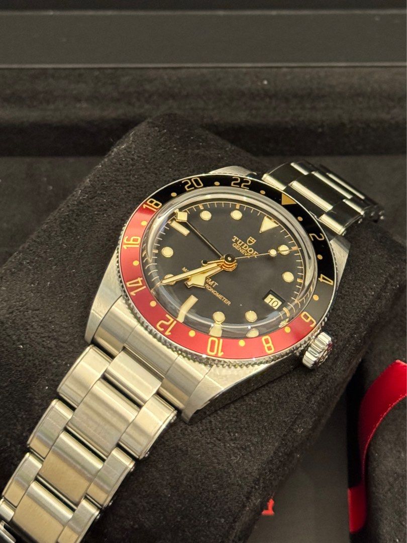 Tudor Black Bay GMT (Category: Luxury Watches) located in Pasig City. Submitted by watch_up.mnl (Listing ID 1403362013, Image 1). Description: Tudor Black Bay 58 GMT “A true travelers GMT” M7939G1A0NRU-0001 - 39mm case size - Calibre MT5450-U - Domed Sapphire - Waterproof 200m (660ft) - COSC & METAS certified - 65 hour power reserve - 3 link style bracelet - Tudor T-Fit Clasp Tudor 5 Year Guarantee Complete set Php240,000 Hong Kong Based Manila M