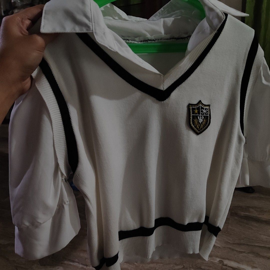 White School Girl Style Top uniform (Category: Shirts) located in Pasig City. Submitted by yougo1983 (Listing ID 1403238230, Image 2). Description: - White school girl-style top - Features a white sweater vest - Short, puffy sleeves - used twice only - S - M size RFS: cute but no longer needed LOCATION: Rosario, Pasig City.