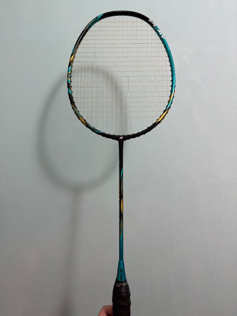 Yonex Astrox 88S Play Badminton Racket, Sports Equipment, Sports ...