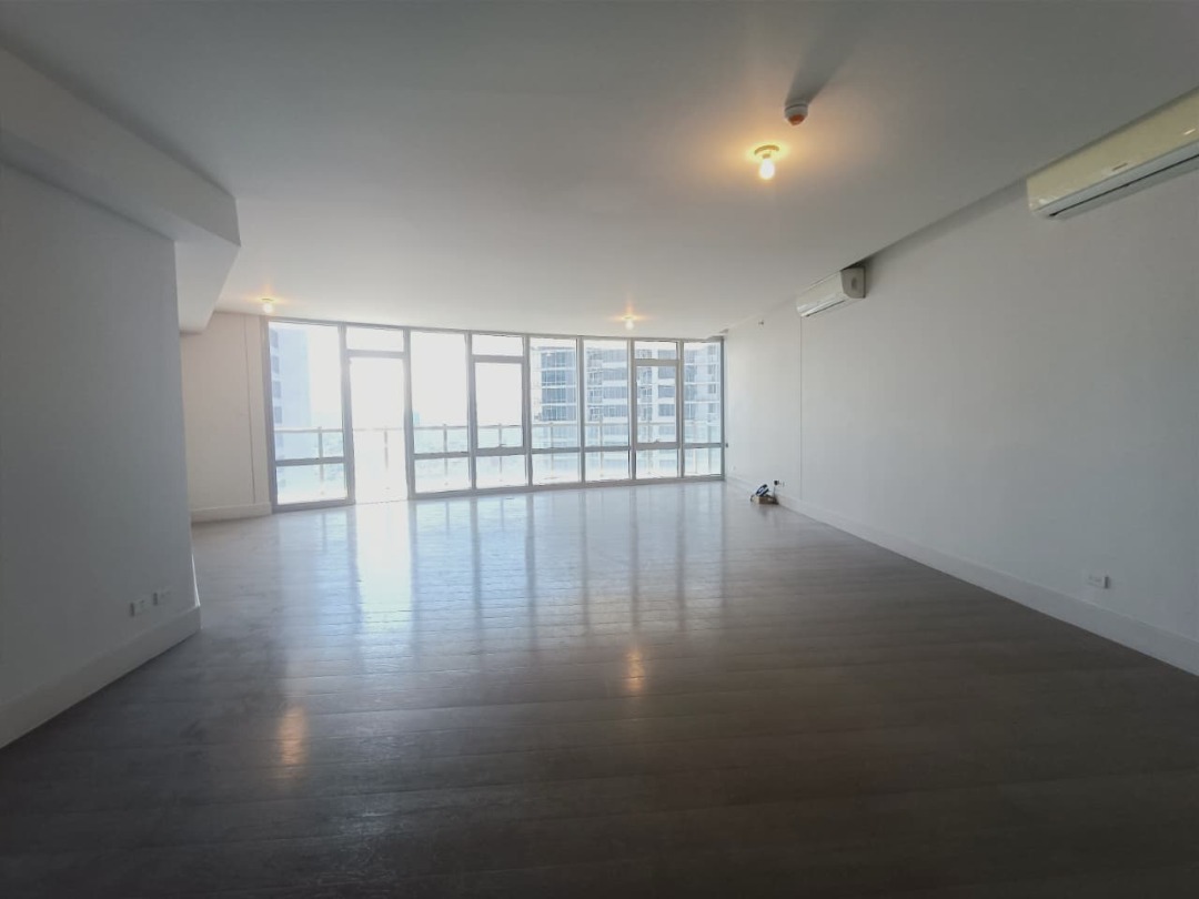 (Category: ) located in . Submitted by vsg.realestate (Listing ID 1403504585, Image 1). Description: .