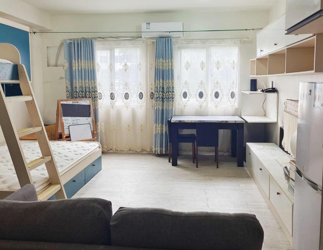 Amaia Steps Nuvali (Category: Apartments & Condos) located in Santa Rosa. Submitted by suthernlivingph (Listing ID 1403426385, Image 2). Description: FOR RENT: 1- Bedroom Semi- Furnished Condo in Amaia Steps Nuvali 📍 Location: Amaia Steps Nuvali 🏠 Unit Type: 1 Bedroom 📐 Floor Area: Approx. 32 sqm 🛁 Toilet & Bath: 1 📆 Minimum Lease: 1 Year 💰 Monthly Rent: PHP 18,000 ✅ Unit Features: Semi-furnished Bright and well-ventilated space 🏢 Communit