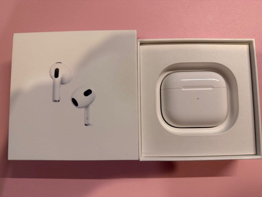 Apple AirPods with MagSafe Charging Case 3rd Gen (Category: Earphones) located in Manila. Submitted by mr.arnie (Listing ID 1403535918, Image 2). Description: - Genuine Apple AirPods with MagSafe Charging Case - Includes: Earbuds, Charging Case, and Box - Color: White - Assembly: Vietnam.