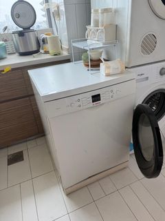 (Category: ) located in . Submitted by emdho2 (Listing ID 1403590344, Image 1). Description: .
