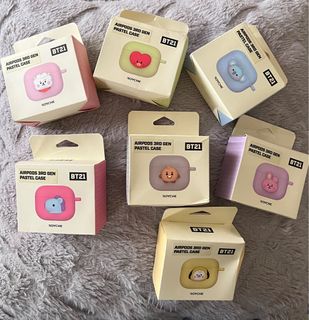 (Category: ) located in . Submitted by lerosaboutique (Listing ID 1403443701, Image 1). Description: .