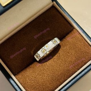 (Category: ) located in . Submitted by worldwidedeals (Listing ID 1403601416, Image 1). Description: .