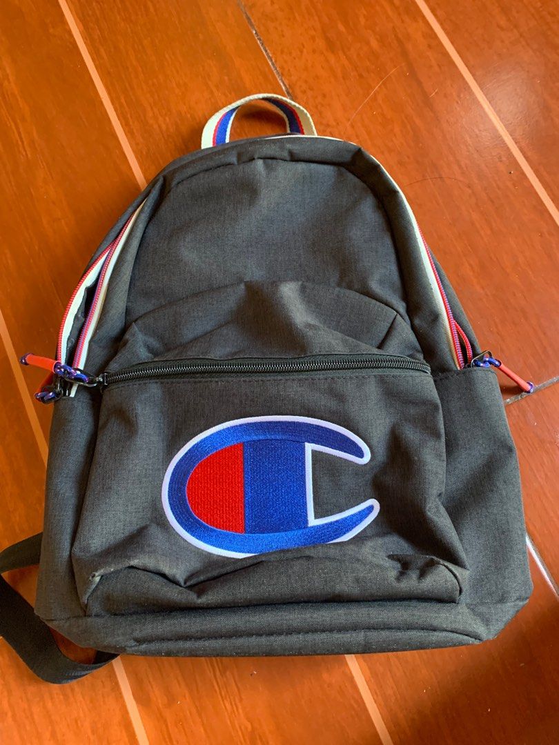 Champion Supercize Mini Black Backpack (with issue) see last pic (Category: Backpacks) located in Antipolo. Submitted by TheOne21 (Listing ID 1403485495, Image 1). Description: .