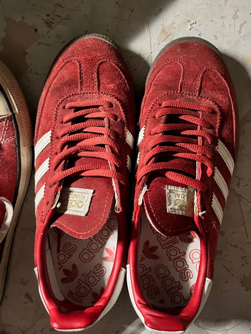 Converse Chuck Taylor & Adidas Spezial (Category: Sneakers) located in Dasmarinas. Submitted by caitswardrobe (Listing ID 1403496235, Image 3). Description: Both are well used and just needs cleaning. Boxes are not included. Converse is size 7.5 (24cm) and Adidas is size 38 (23cm) Converse - ₱500 Adidas Spezial - ₱1,000 Take both for ₱1,200.