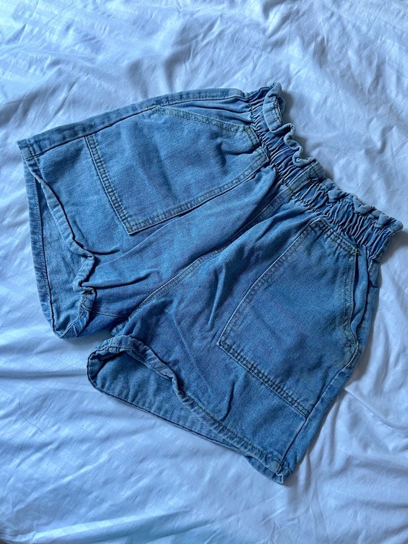 Denim Shorts with Elastic Waist (Category: Shorts) located in Taguig. Submitted by dentisimo (Listing ID 1403507905, Image 1). Description: - Light blue denim shorts - Elastic waistband - Relaxed fit - Two front pockets - Two back pockets - Medium weight denim - Perfect for casual wear.