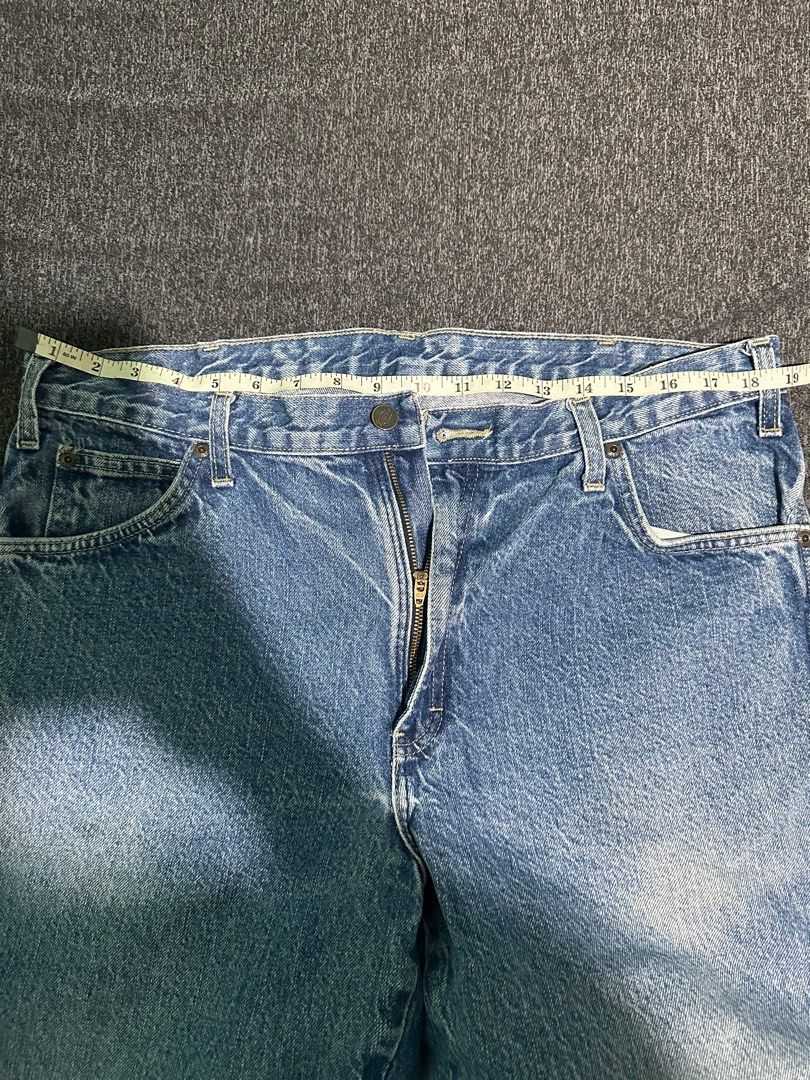 DICKIES CARPENTER DENIM (Category: Jeans) located in Manila. Submitted by centralpee (Listing ID 1403544807, Image 3). Description: crispy 10/10 no issue 33-35 waistline 42length 36x32 on tag declut.