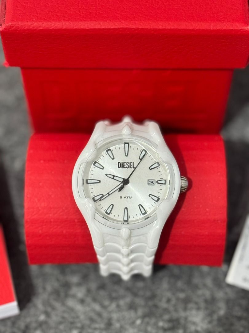 Diesel watch (Category: Luxury Watches) located in Cavite. Submitted by wydecollection (Listing ID 1380711857, Image 1). Description: Brand new from canada Still got the online receipt for authenticity sale or swap Gma cavite location.