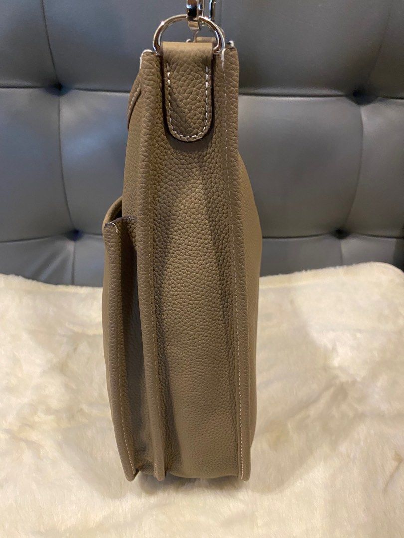 Hermes Halzan 31 Shoulder Bag (Category: Luxury Bags & Wallets) located in Lapu Lapu. Submitted by loveonline2 (Listing ID 1403443421, Image 2). Description: Super Sale Preloved Good condition.