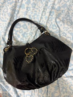 (Category: ) located in . Submitted by yourfavpreloved_ (Listing ID 1403478380, Image 1). Description: .