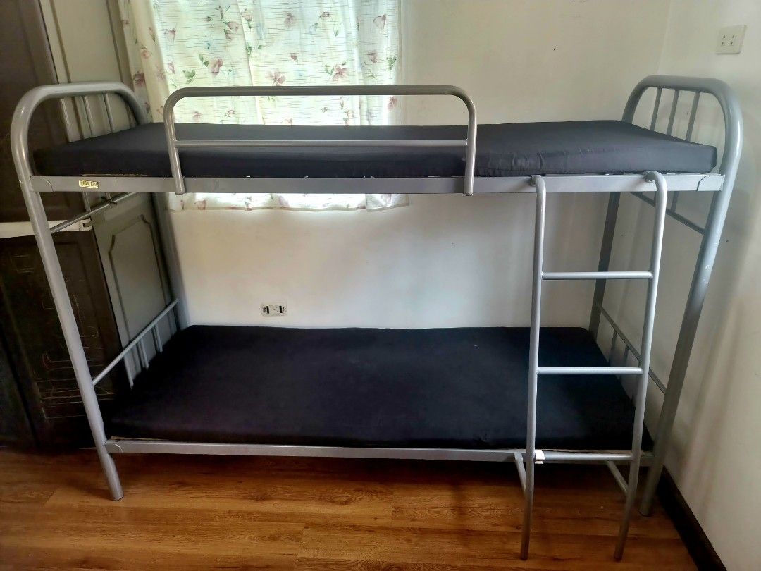 Home Suite Double Deck Bed (Category: Bed Frames & Mattresses) located in Cavite. Submitted by mojacky (Listing ID 1403431384, Image 1). Description: -often used for extra room only -mattress included -very good condition RFS: not using it. approx. 72× 28× 47 -good for small room -picture uploaded from home suite are not the same model but very similar.