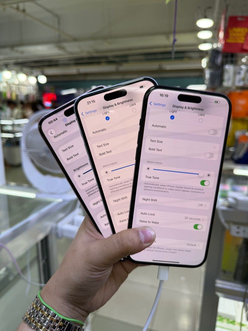 iPhone 15 Plus 128GB Factory Unlock No Issue Secondhand (Category: iPhone 15 Series) located in Pasig City. Submitted by FarAndRayShop (Listing ID 1403437478, Image 3). Description: OPEN FOR SWAP/SELLING/BUYING (RFS: Buy and Sell) Price: 31,499 iPhone 15 Plus 128GB •Factory Unlock •NO HIDDEN ISSUES •TEST TO SAWA •Authentic Phone Physical store in Greenhills Shopping Center XC-07 Stall Number Look For Rayray Or Anika NO CASH INSTALLMENT We are ope
