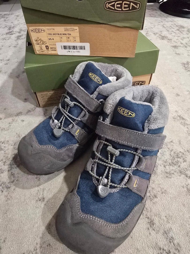 🥾 KEEN Youth Knotch Chukka Boots EU 36/ US 4 - Steel Grey/Blue Wing Teal - Kids Children Winter Snow Shoes (Category: Babies & Kids Fashion) located in Singapore. Submitted by jordtrooper (Listing ID 1403524577, Image 1). Description: - Superb Condition. - Only used for 1 Winter. Cleaned and kept in box. - Well-crafted, high quality shoes. INSULATED: KEEN.WARM 100G insulation helps keep feet warm in temperatures down to -4º F / -20° C, but still