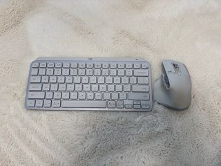 （分類：）位於 。 由 tom0005 提交（商品編號 1403548006，圖片 1）。簡介： 。
