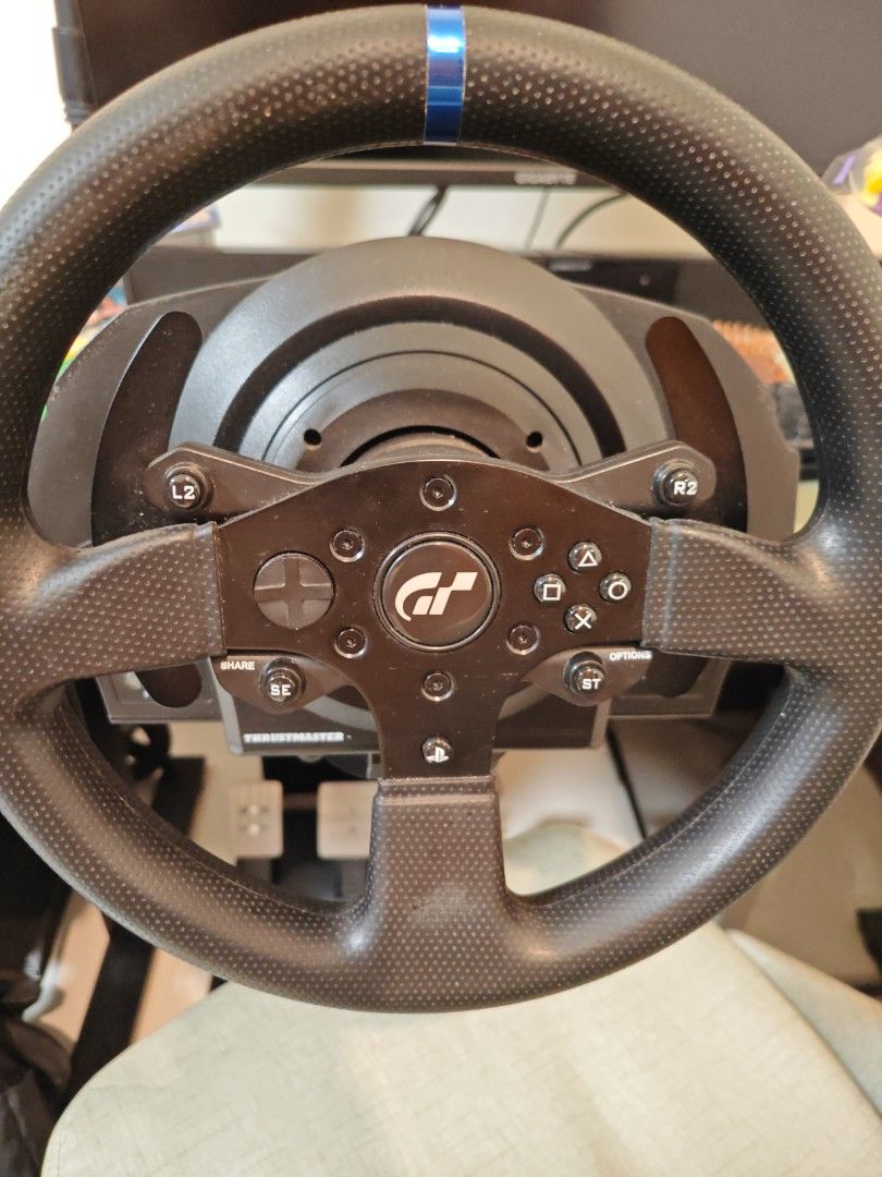 Logitech thrustmaster (Category: Other Accessories) located in Singapore. Submitted by keisukevios (Listing ID 1403546992, Image 2). Description: .