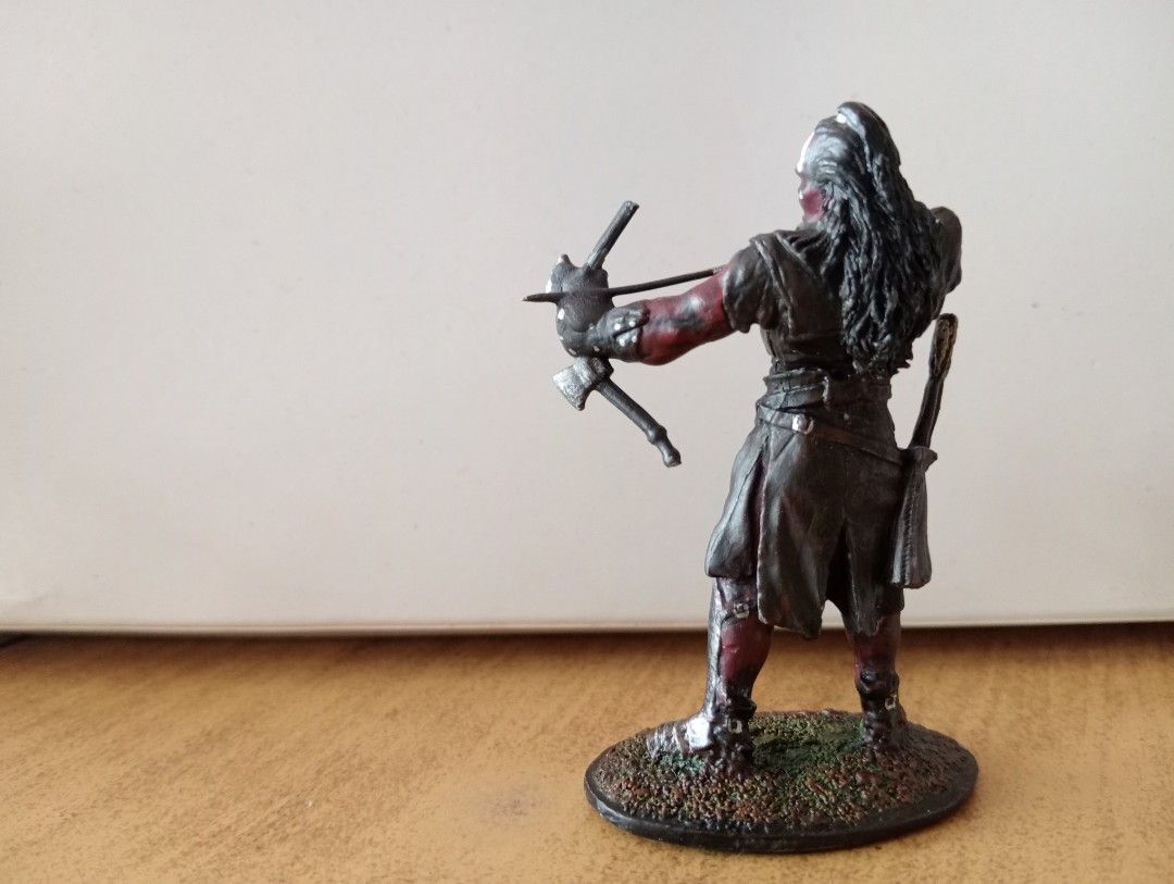 Lord of the Rings Lurtz Uruk-Hai Captain collectible miniature ...