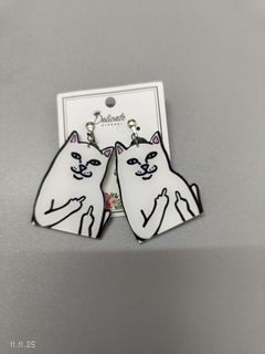 （分類：）位於 。 由 gperbs 提交（商品編號 1403437429，圖片 1）。簡介： 。