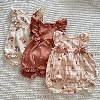 (Category: ) located in . Submitted by fun_wardrobe (Listing ID 1403464396, Image 1). Description: .