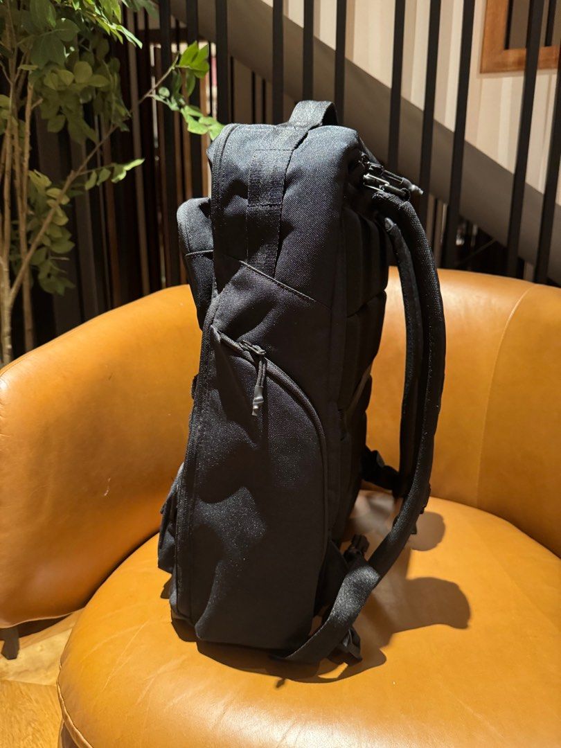 Nike Utility 2.0 BagPack (Category: Backpacks) located in Paranaque City. Submitted by eyeittryitbuyit (Listing ID 1403472920, Image 2). Description: Nike Utility 2.0 BagPack Training bag Used twice only No stock here Bought it Japan 09178492406 .