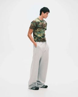由 hattttt (刊登 ID 1403593119，圖片 1) 提交，位於 的 (類別：)，說明：。