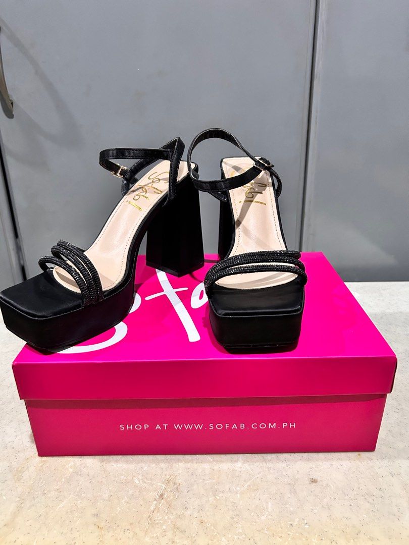 Sofab Elegant 4" Flatform High Heels (Category: Heels) located in Meycauayan. Submitted by turtle.thriftph (Listing ID 1403554595, Image 3). Description: Used once. / Payment first Pay now, ship tomorrow Location: Bocaue, Bulacan .