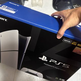 (Category: ) located in . Submitted by sophx_ (Listing ID 1403128565, Image 1). Description: .