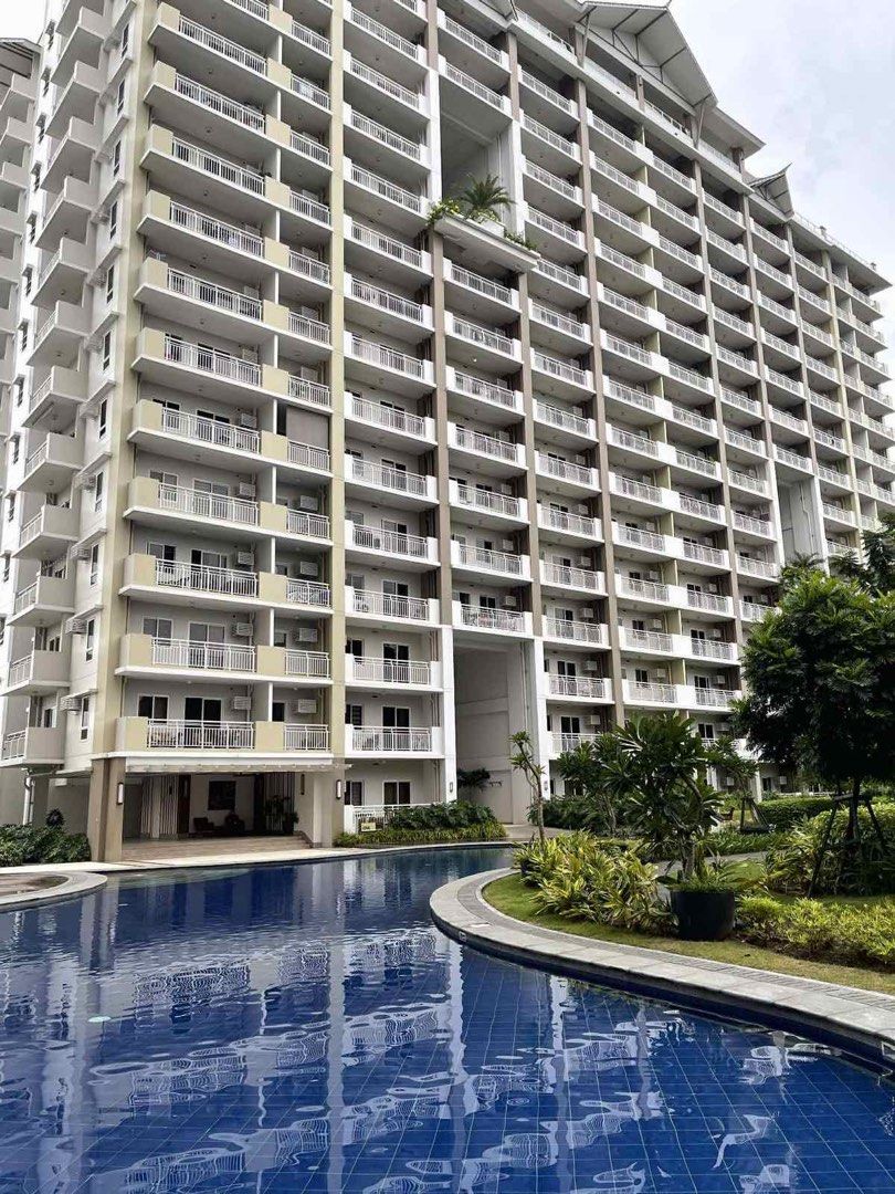 The Atherton (Category: Vacation Rentals) located in Makati City. Submitted by mayangqoh05 (Listing ID 1403443129, Image 1). Description: Welcome to our stylish condo featuring modern interior design with 2 spacious bedrooms, a large dining table, and a cozy living room. Our upgraded kitchen includes a microwave oven and a unique electric stove from London. Enjoy top-notch AMENITIES • Free Wifi • Kiddie pool • 65inch Flat screen TV • Adult pool •