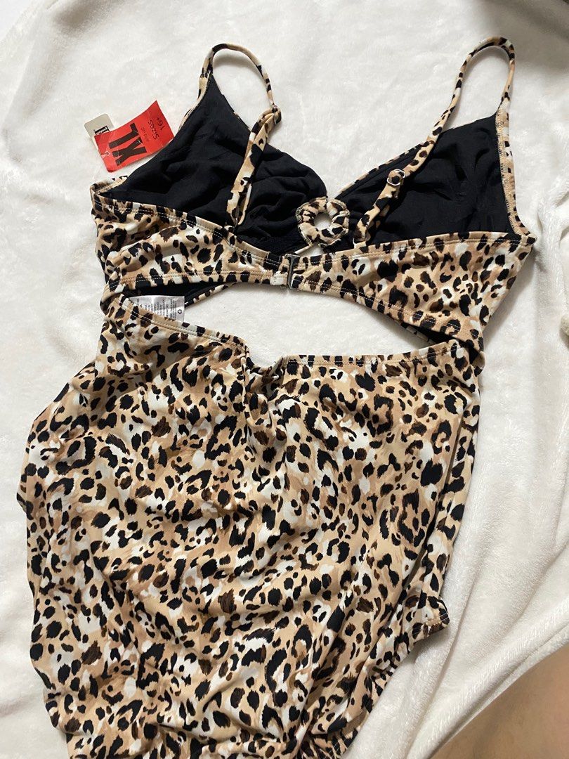 Time and Tru Leopard Print Swimsuit XL (Category: Bikinis & Swimsuits) located in Marikina City. Submitted by charmingcess (Listing ID 1403596849, Image 3). Description: Ito naman with tag pa and malaki naman sakin. Ganda nya as in. Perfect to cover your puson kasya to up to XXL. Payment thru gcash first before shipping Delivery via J&T.