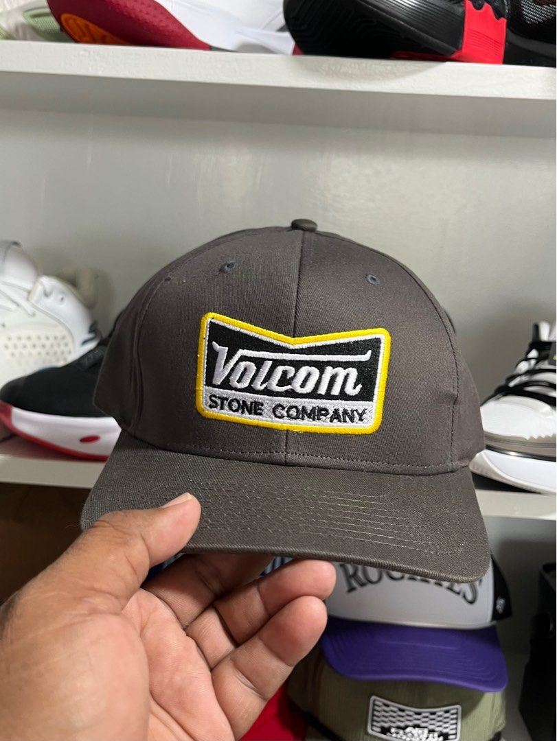 Volcom Caps (Category: Caps & Hats) located in Pinamalayan. Submitted by chay0921 (Listing ID 1403432664, Image 3). Description: .