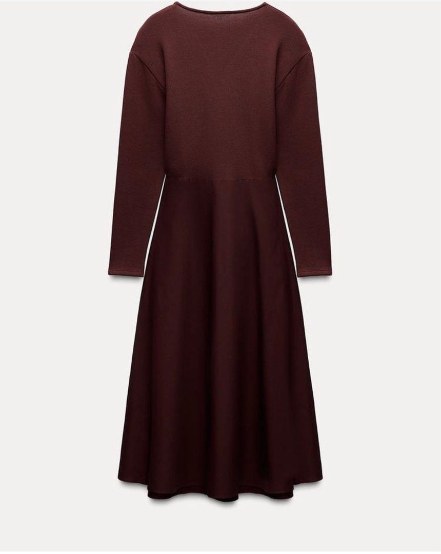 Zara Dress with Clasps (Category: Dresses) located in Balanga. Submitted by icacole (Listing ID 1403577605, Image 2). Description: Brand new with tags Nice dress and color, just too small on me.