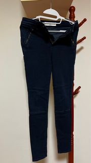 (Category: ) located in . Submitted by thrift_shop_ (Listing ID 1403680475, Image 1). Description: .